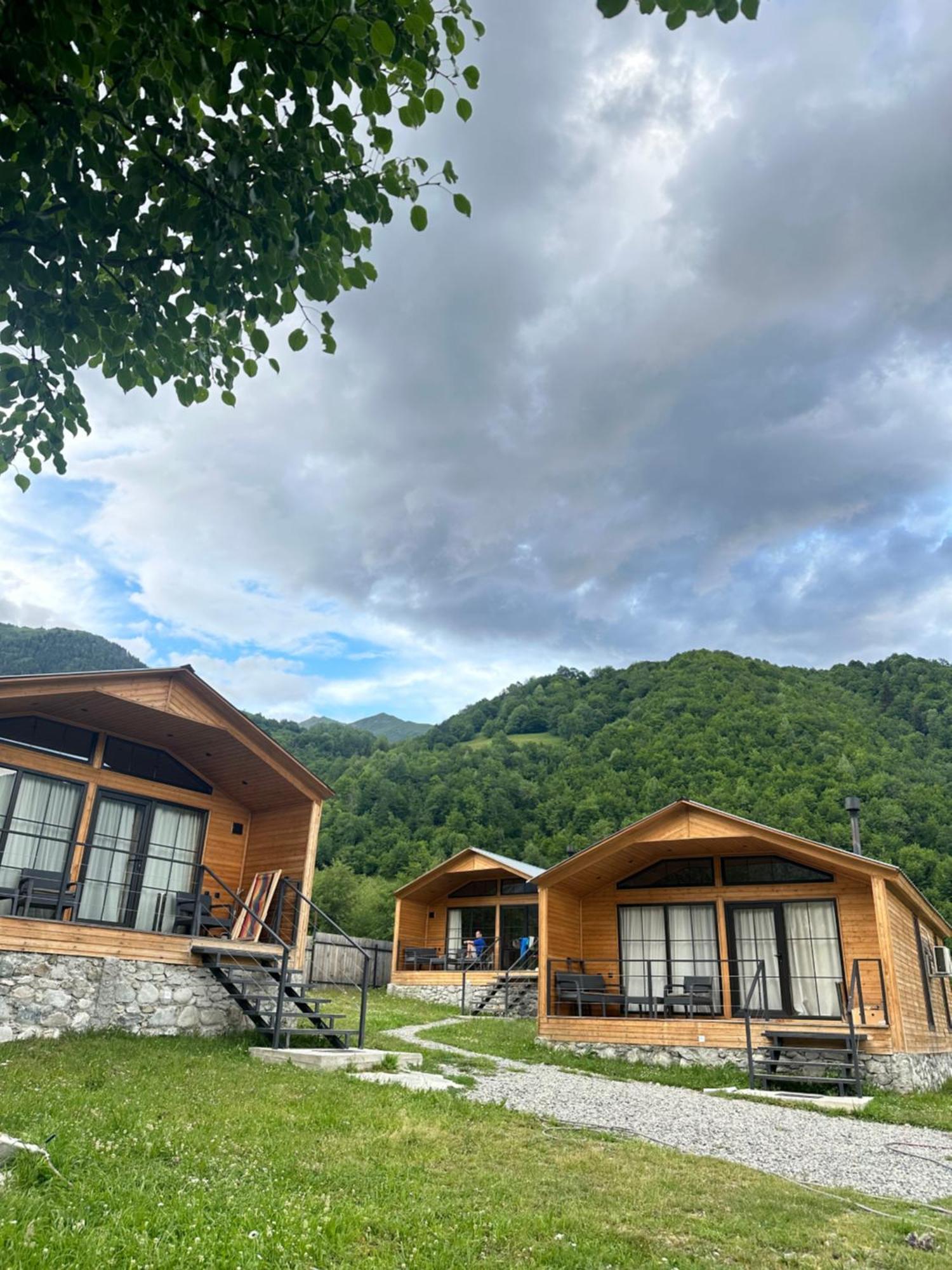 Mestia Villas エクステリア 写真