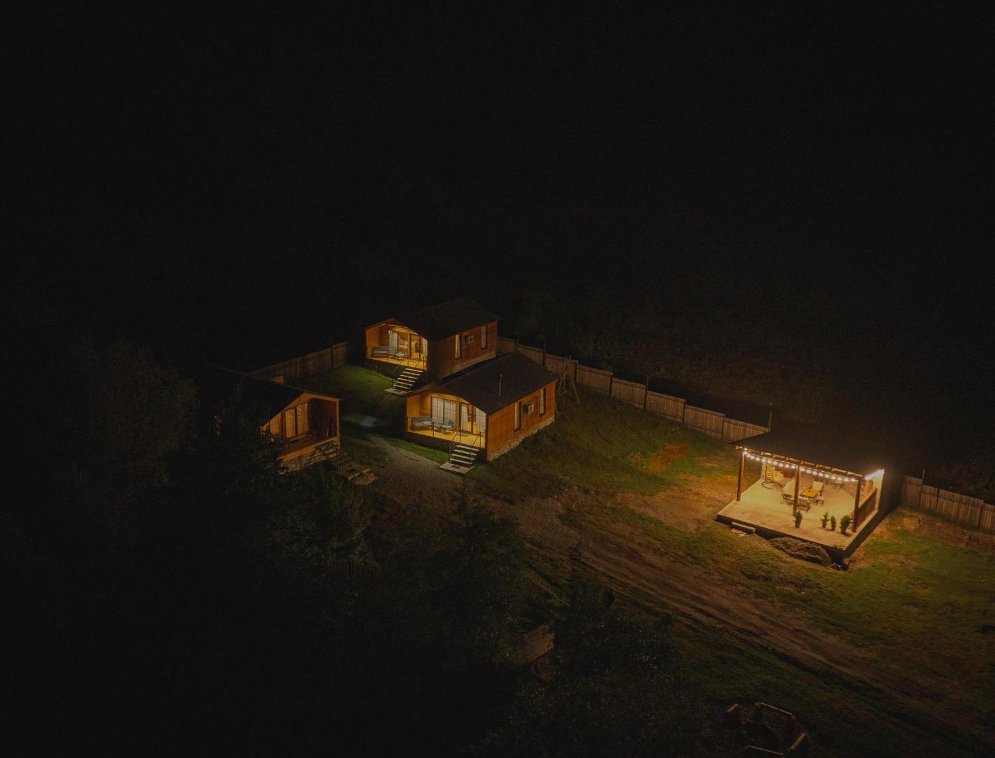 Mestia Villas エクステリア 写真