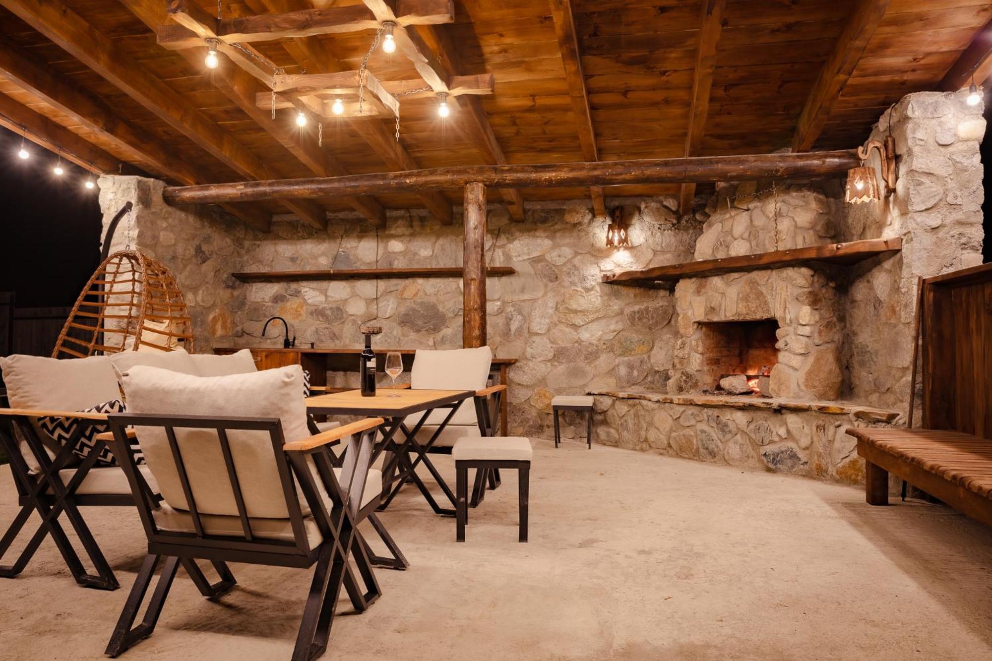 Mestia Villas エクステリア 写真
